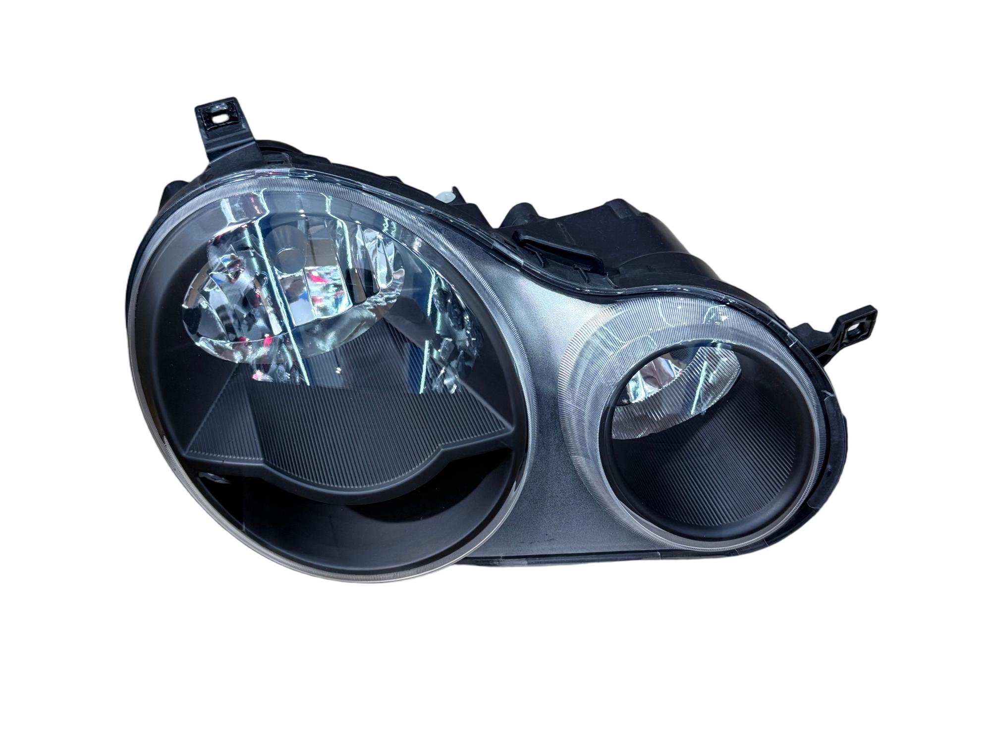 MG-23-027-B POLO 02-06  HEAD LAMP BLACK