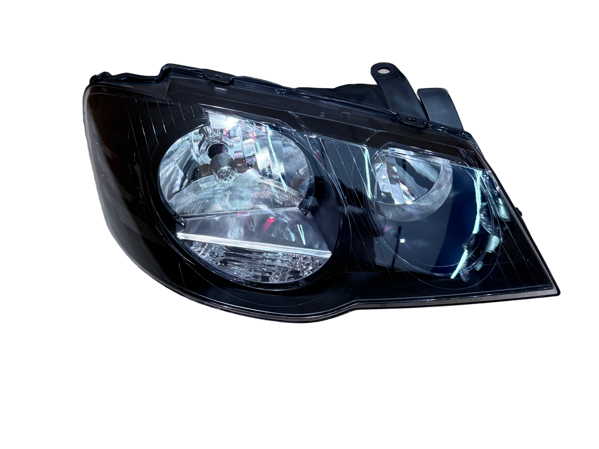 MG-23-094B GOLF 08-13 HEAD LAMP BLACK