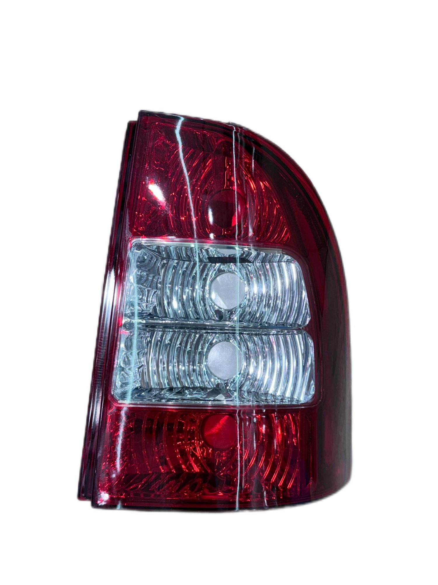 MG-01-521 STRADA P&UP 2005 TAIL LAMP