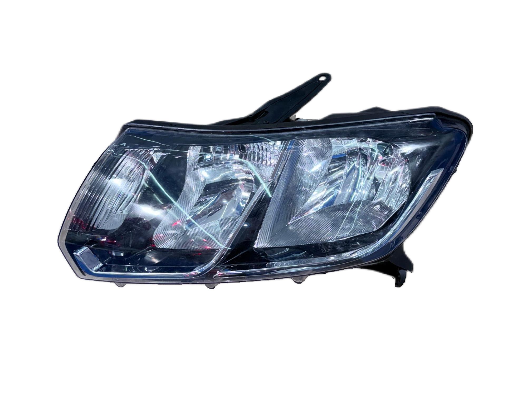 MG-04-050 LOGANSANDERO 2015 HEAD LAMP SOUTH AMERICA TYPE