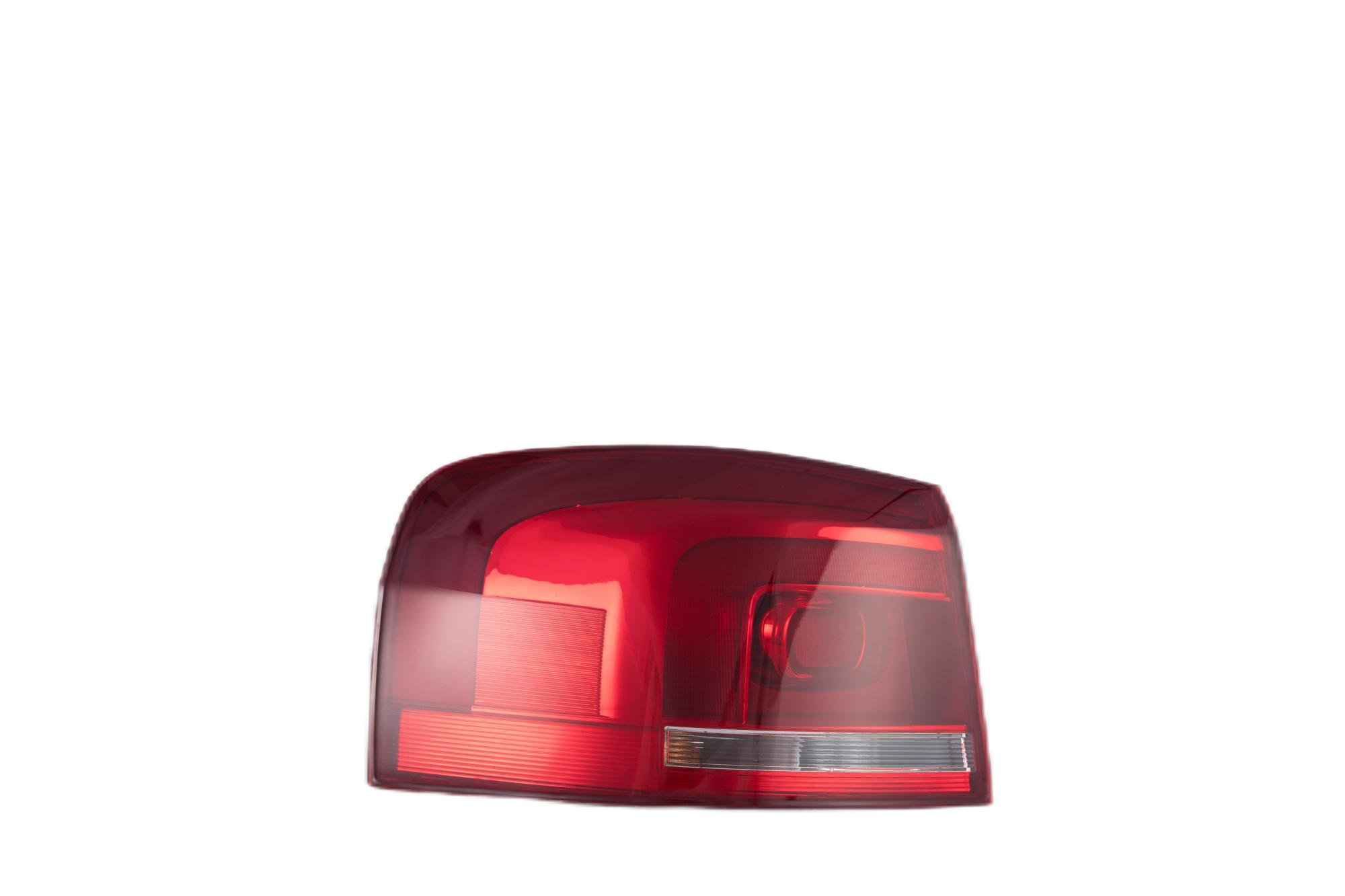 MG-23-082 SPACE FOX 2013  TAIL LAMP